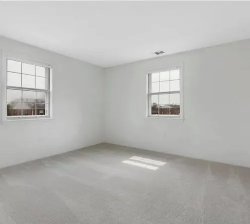 $2,400 | 200 Bedford Road, Unit 2C, Woburn, MA 01801