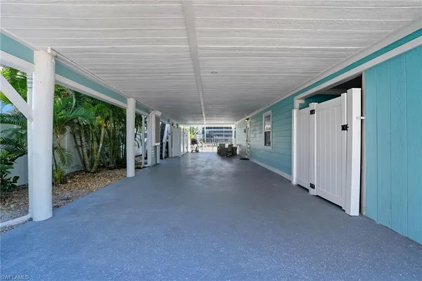 $2,395,000 | 110 Bahia Via, Fort Myers Beach, FL 33931