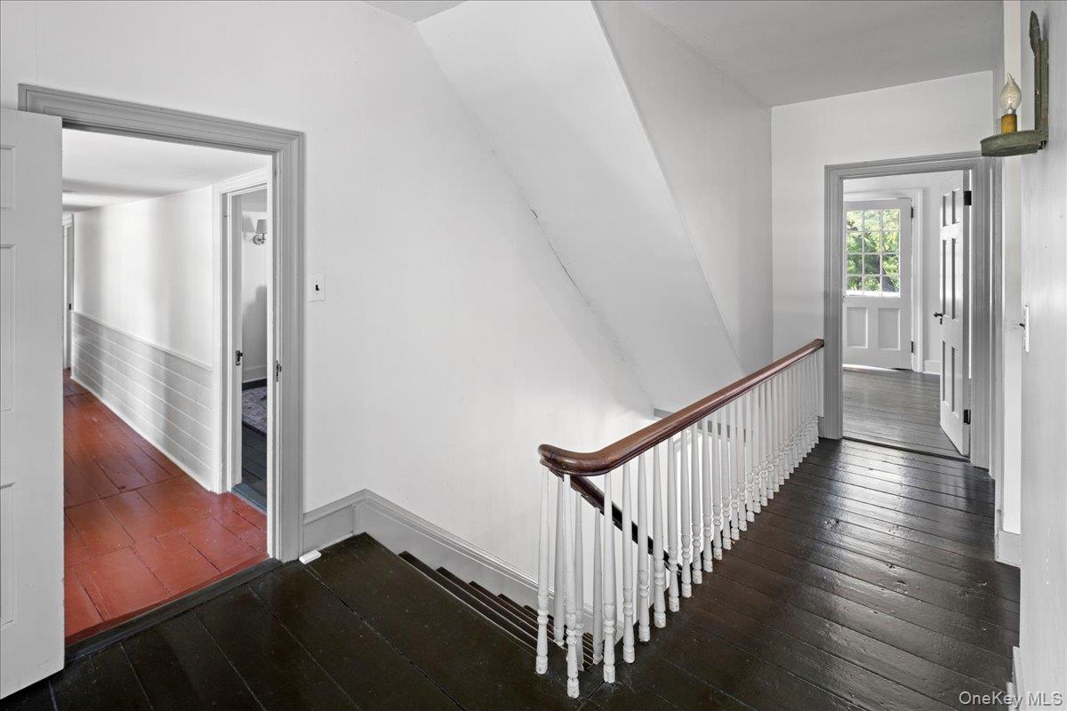 38 Landing Meadow Road Smithtown, NY 11787 - Photo 16 of 45 Gallery Image 16