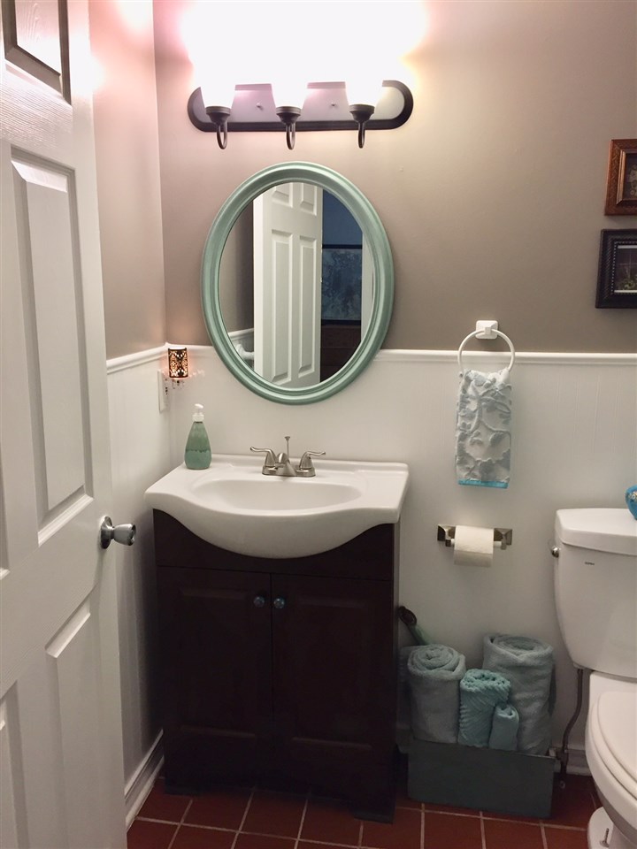 10266 Wildwood Road Interlochen, MI 49643 - Photo 19 of 33 1848125-18.JPG