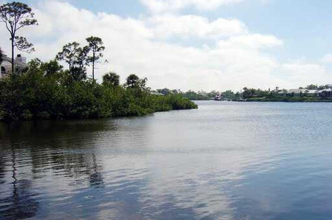 18169 Southeast Ridgeview Drive Tequesta, FL 33469 - Photo 23 of 23 a view of a lake view
