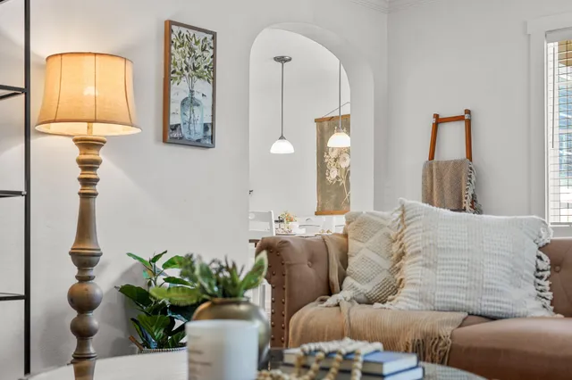 $359,999 | 1545 Olive Avenue, Redding, CA 96001