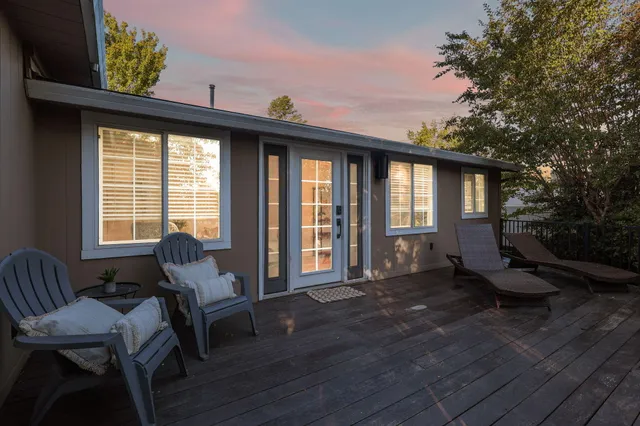 $359,999 | 1545 Olive Avenue, Redding, CA 96001