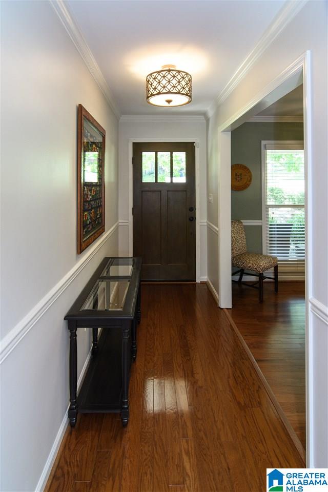 707 Colony Circle Birmingham, AL 35209 - Photo 5 of 50