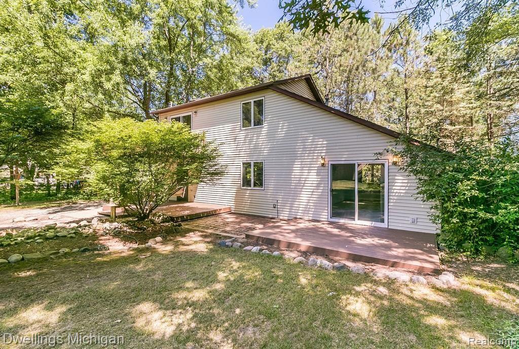 43045 Bemis Road Belleville, MI 48111 - Photo 37 of 38 IMG_0071.jpg