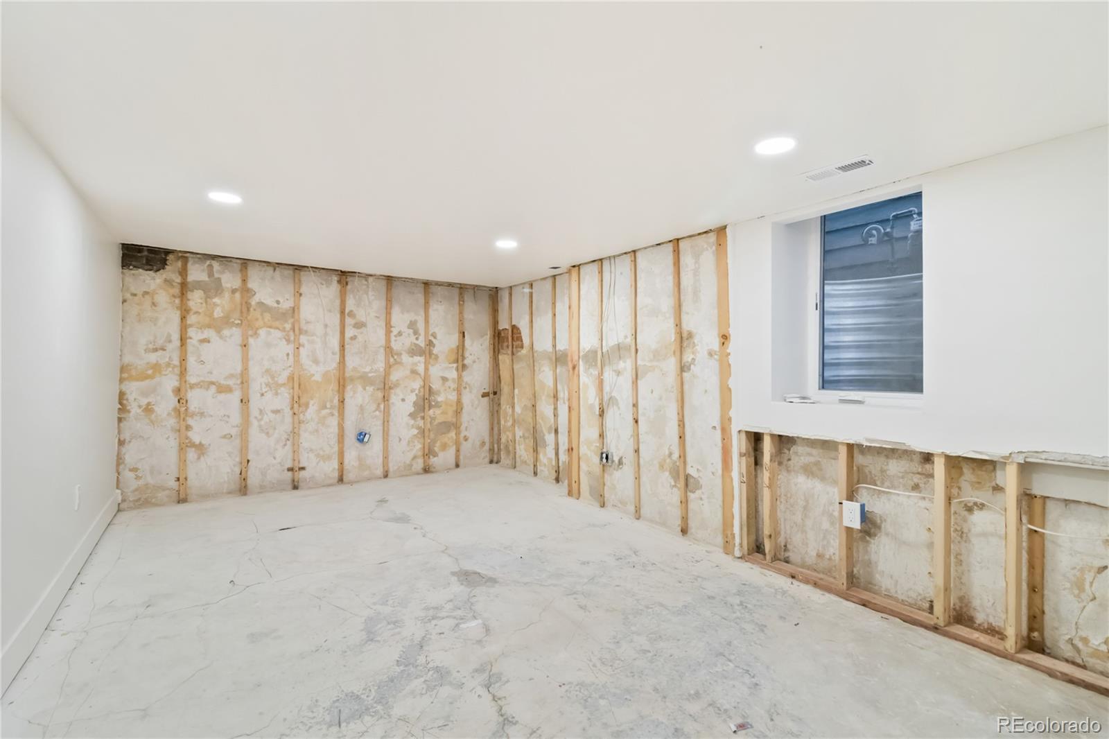 2647 High Street Denver, CO 80205 - Photo 22 of 29