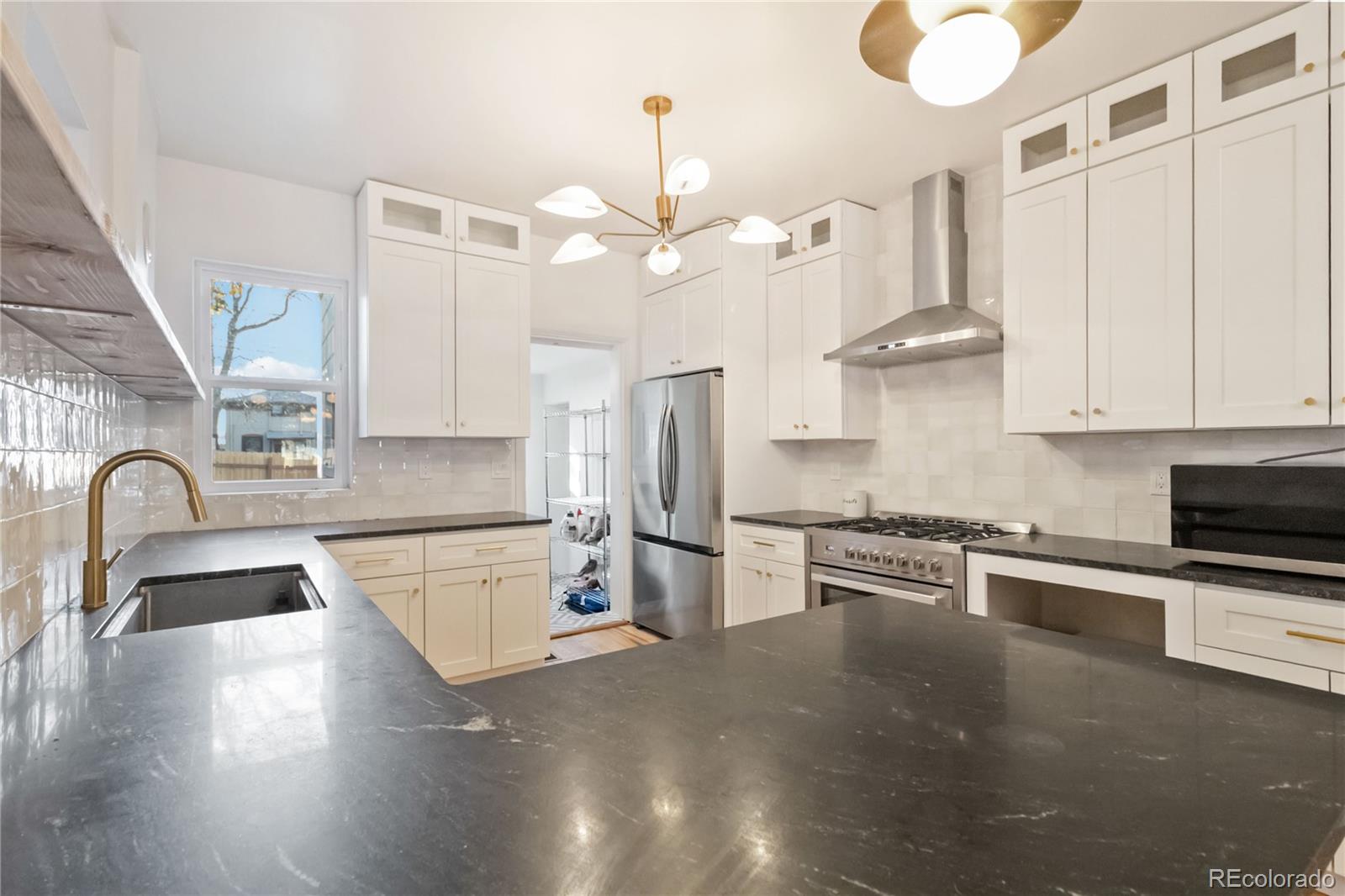 2647 High Street Denver, CO 80205 - Photo 10 of 29