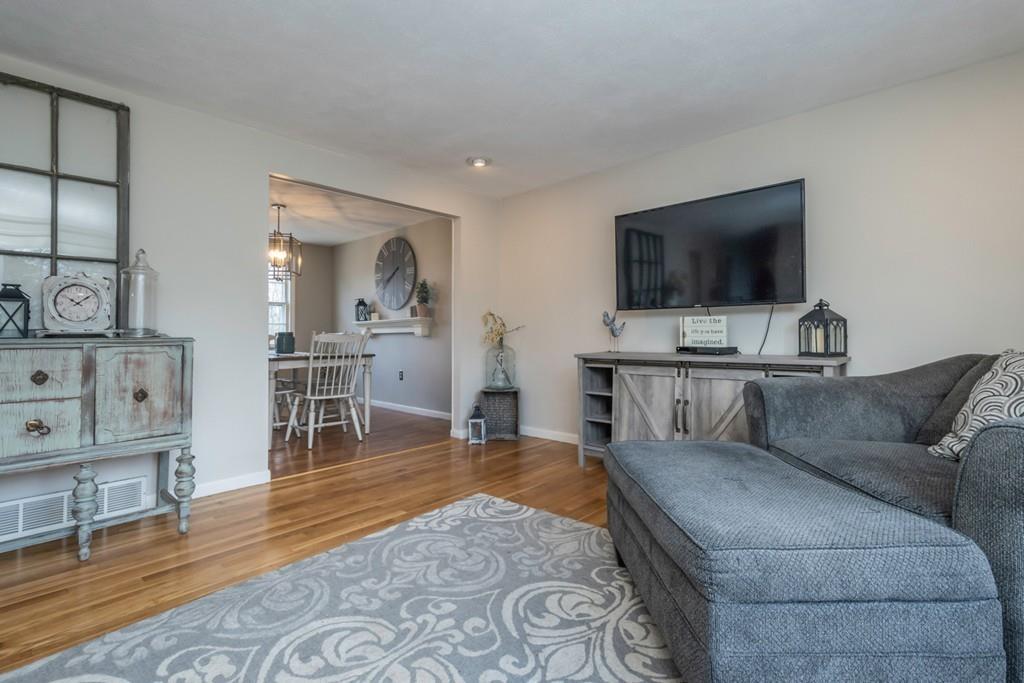 50 Longfellow Road Northborough, MA 01532 - Photo 4 of 40 Gallery Image 4