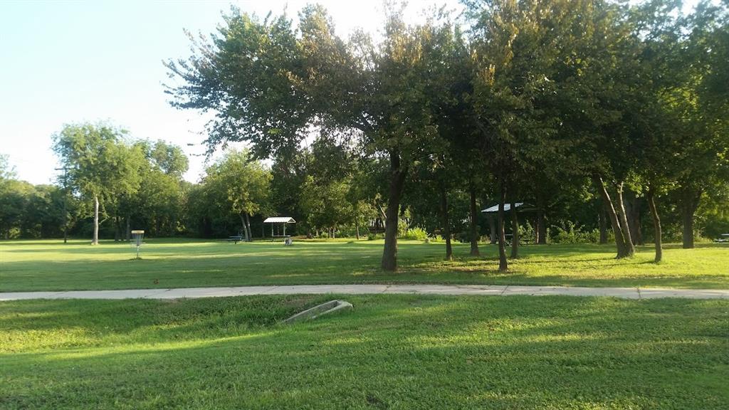 208 Lovers Path Drive Springtown, TX 76082 - Photo 33 of 35 a view of a kids park