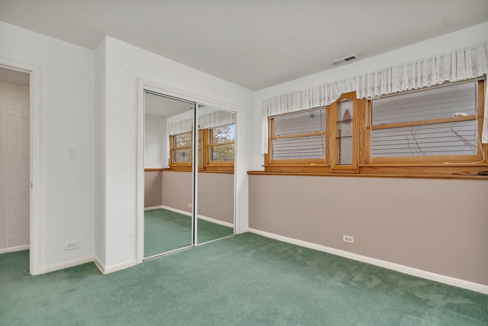 48 Lonsdale Road Elk Grove Village, IL 60007 - Photo 26 of 33 Gallery Image 26