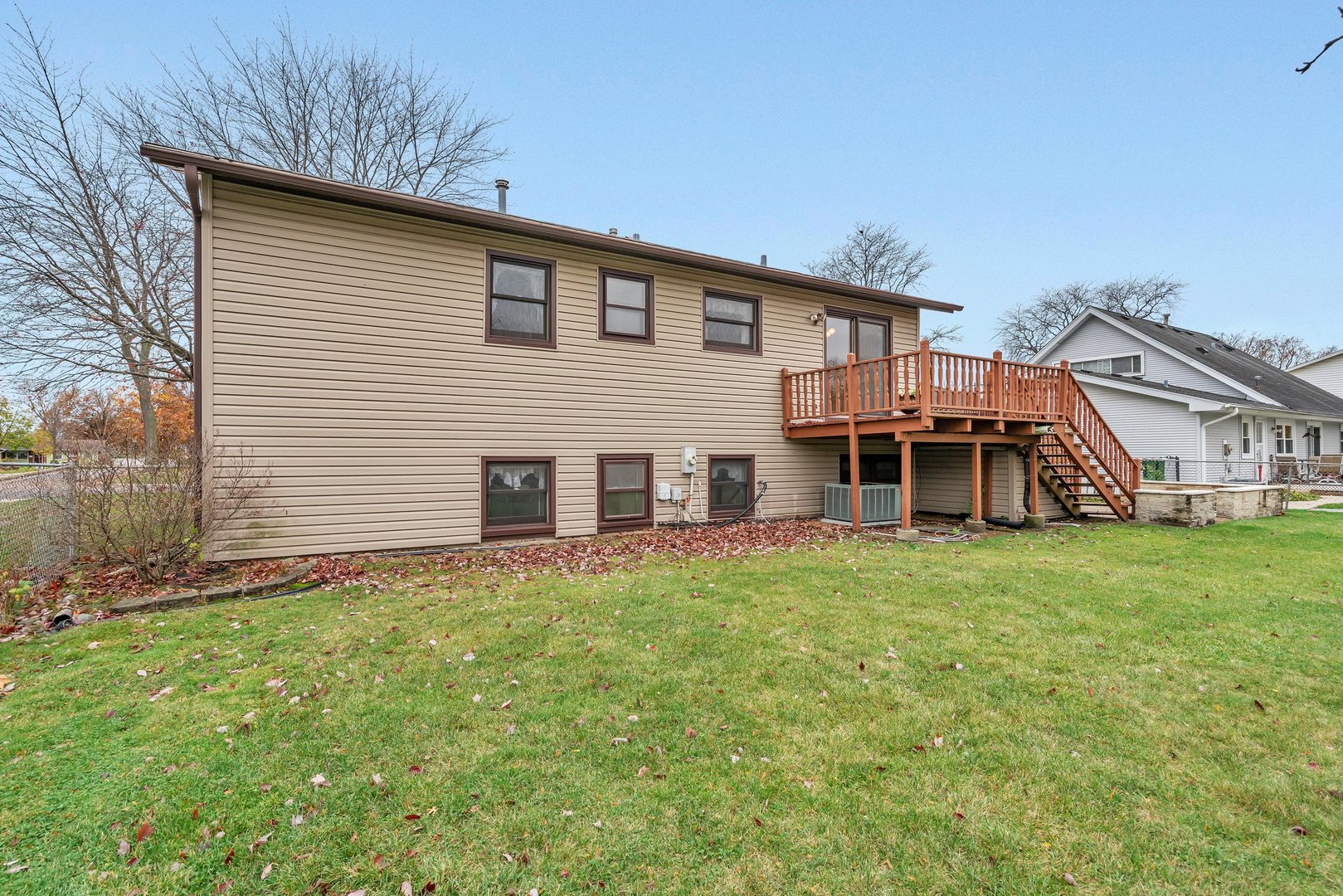 48 Lonsdale Road Elk Grove Village, IL 60007 - Photo 33 of 33 Gallery Image 33