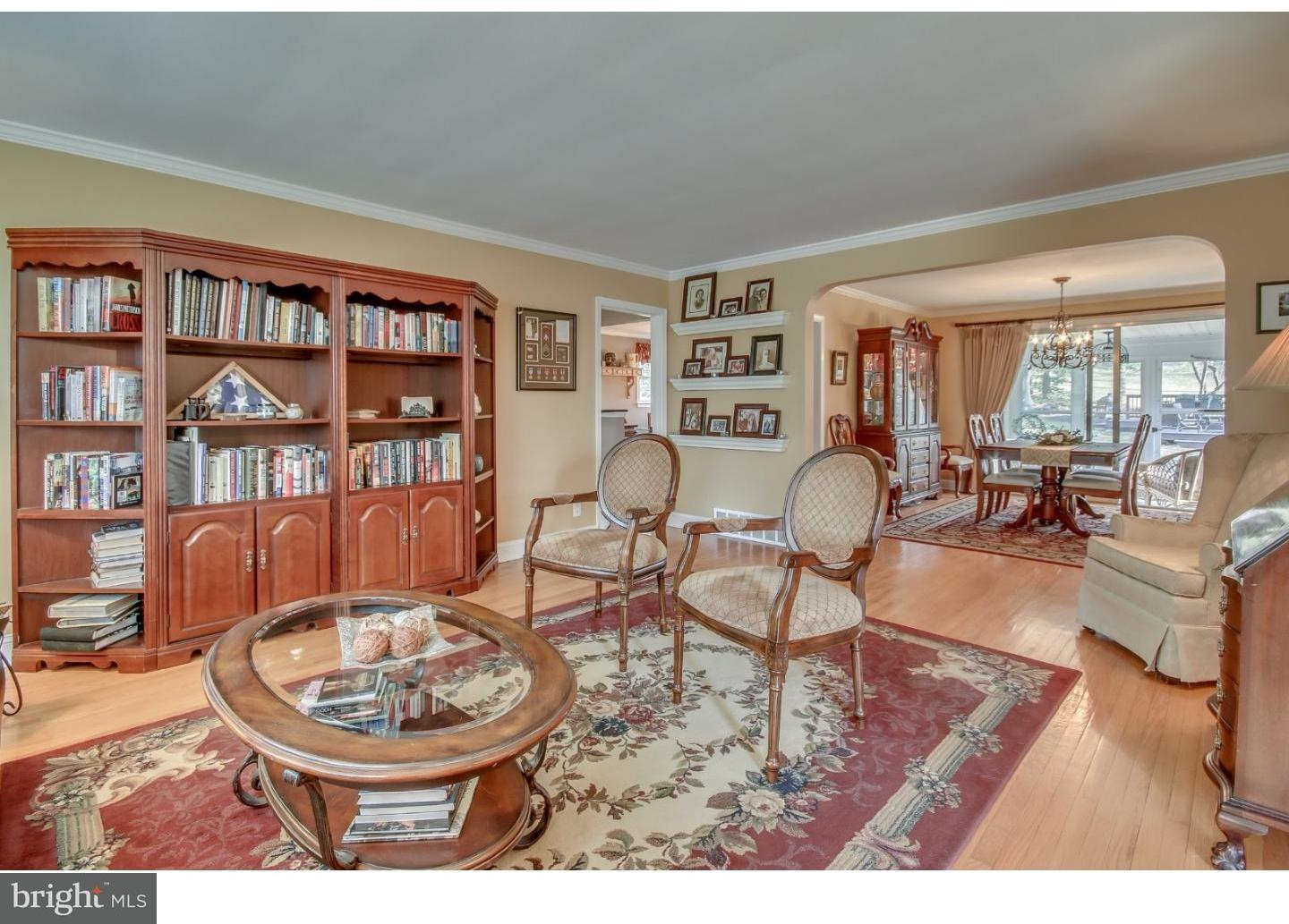 1045 Frederick Road Jenkintown, PA 19046 - Photo 6 of 25 Living Room