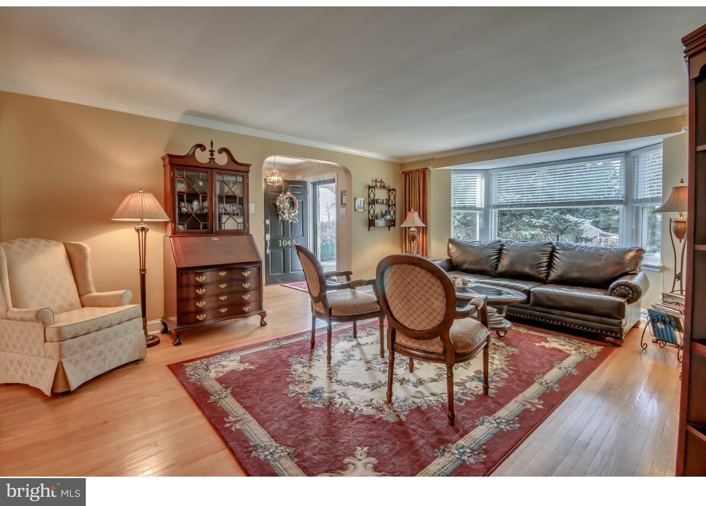 1045 Frederick Road Jenkintown, PA 19046 - Photo 7 of 25 Living Room