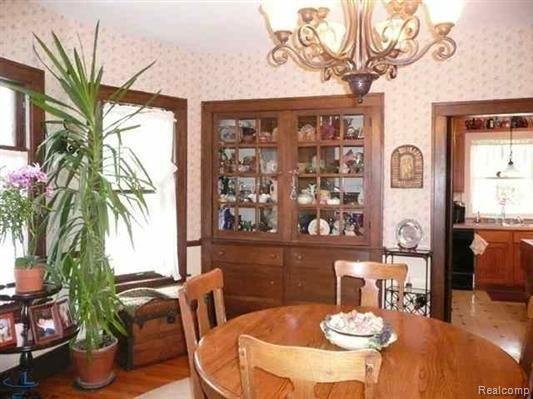 138 Glendale Avenue Rochester, MI 48307 - Photo 8 of 16 dining room 2.jpg