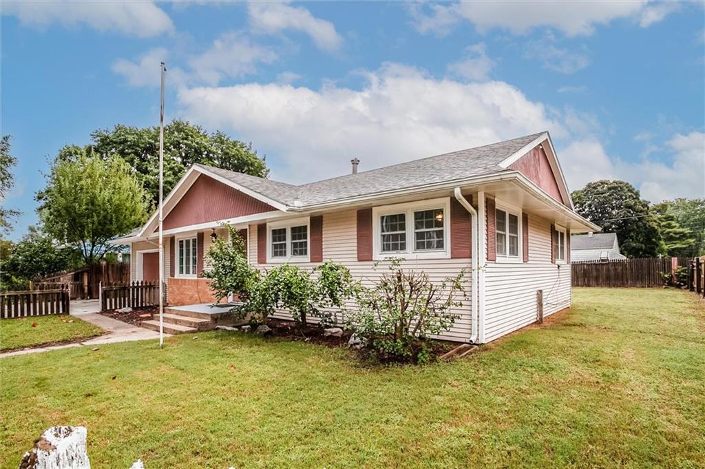 301 Hudson Street Buckner, MO 64016 - Photo 1 of 32