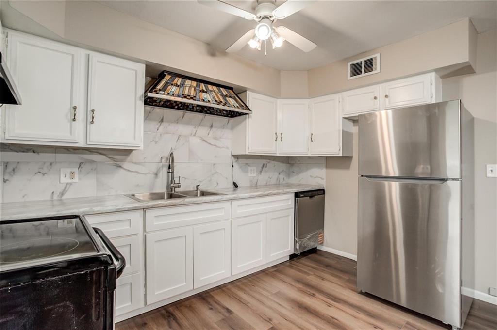 301 Hudson Street Buckner, MO 64016 - Photo 13 of 32