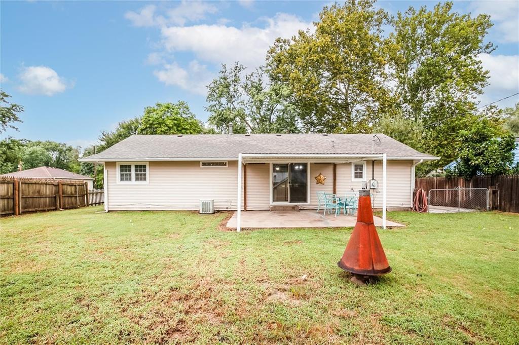 301 Hudson Street Buckner, MO 64016 - Photo 31 of 32