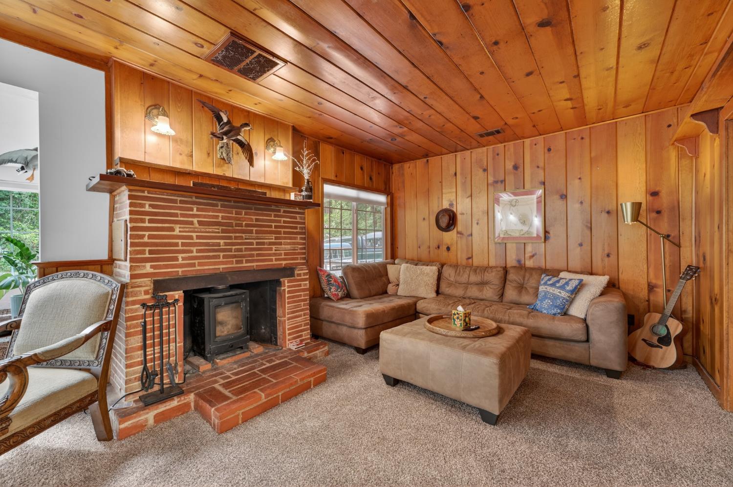 13940 Lower Colfax Road Grass Valley, CA 95945 - Photo 12 of 34