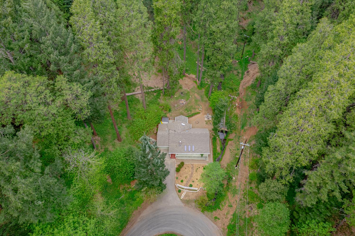 13940 Lower Colfax Road Grass Valley, CA 95945 - Photo 31 of 34