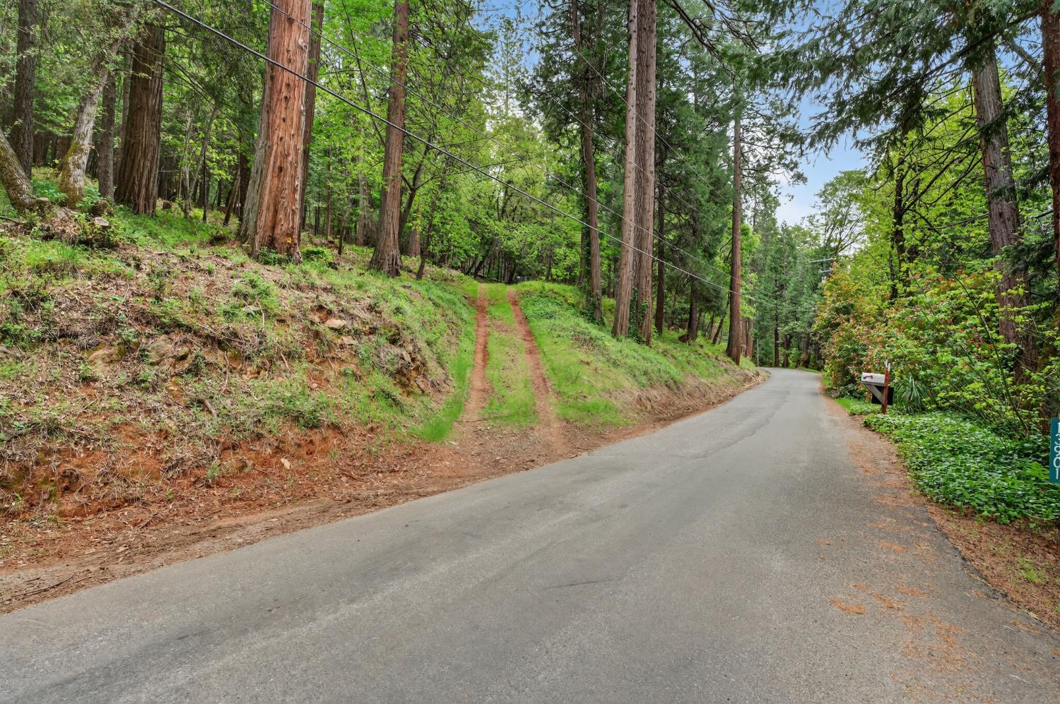 13940 Lower Colfax Road Grass Valley, CA 95945 - Photo 33 of 34