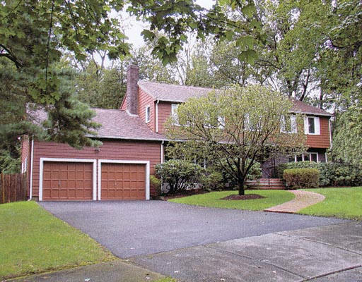 88 Broken Tree Road Newton, MA 02459 - Photo 1 of 6