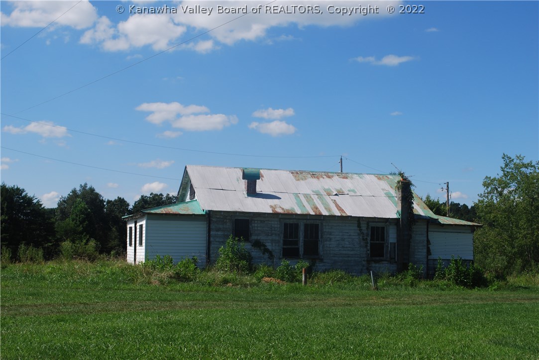 1730 Capehart Road Leon, WV 25123 - Photo 15 of 28 Gallery Image 15