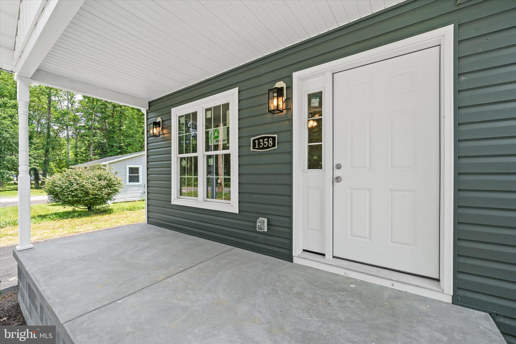 1358 College Road Dover, DE 19904 - Photo 3 of 29