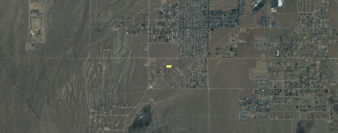 Garth Street Ridgecrest, CA 93555 - Photo 13 of 19 a bathroom with a shower