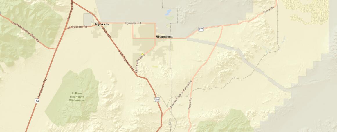 Garth Street Ridgecrest, CA 93555 - Photo 17 of 19 a bathroom with a bathtub