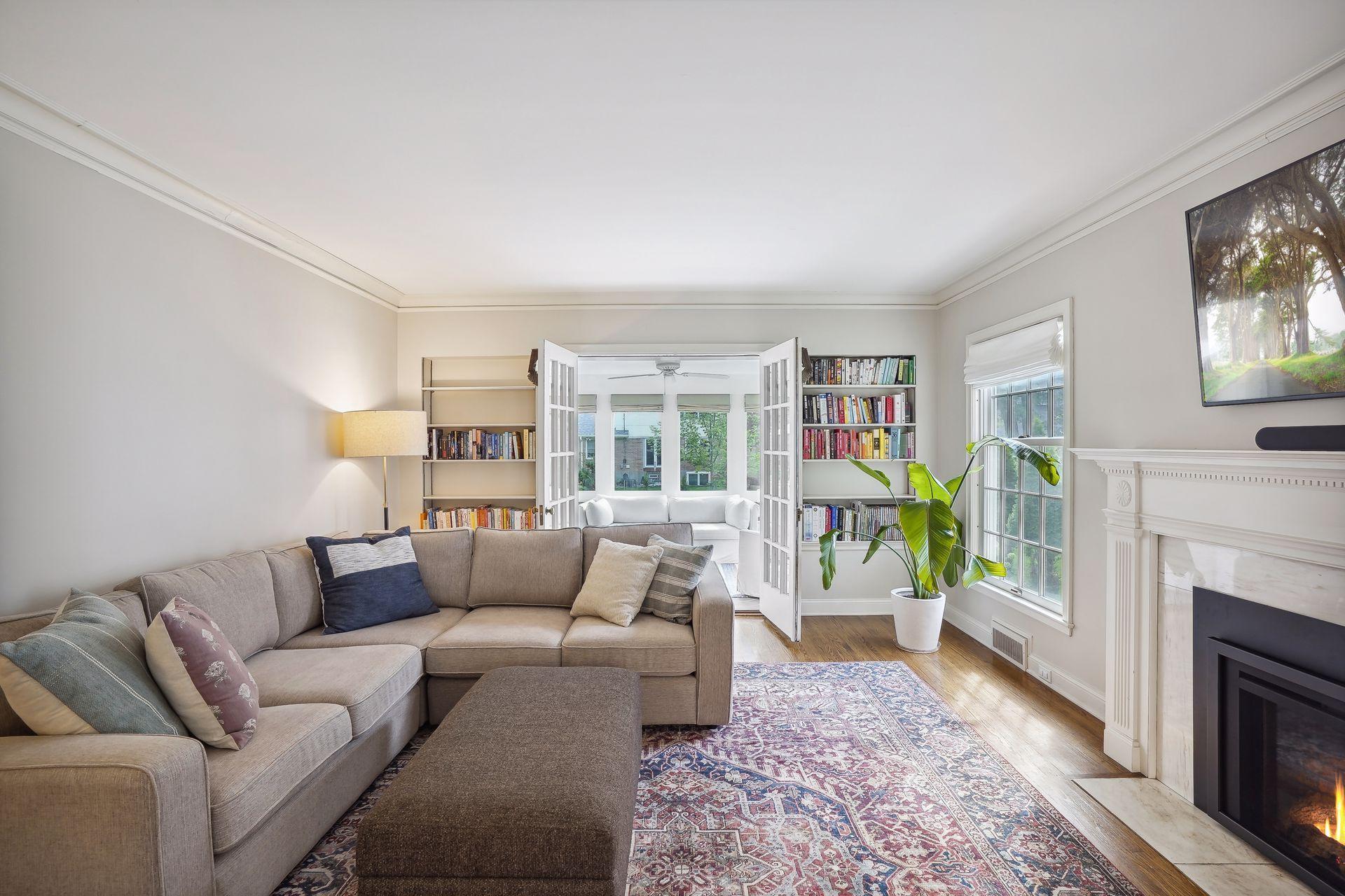 209 Ashley Road Hopkins, MN 55343 - Photo 13 of 54