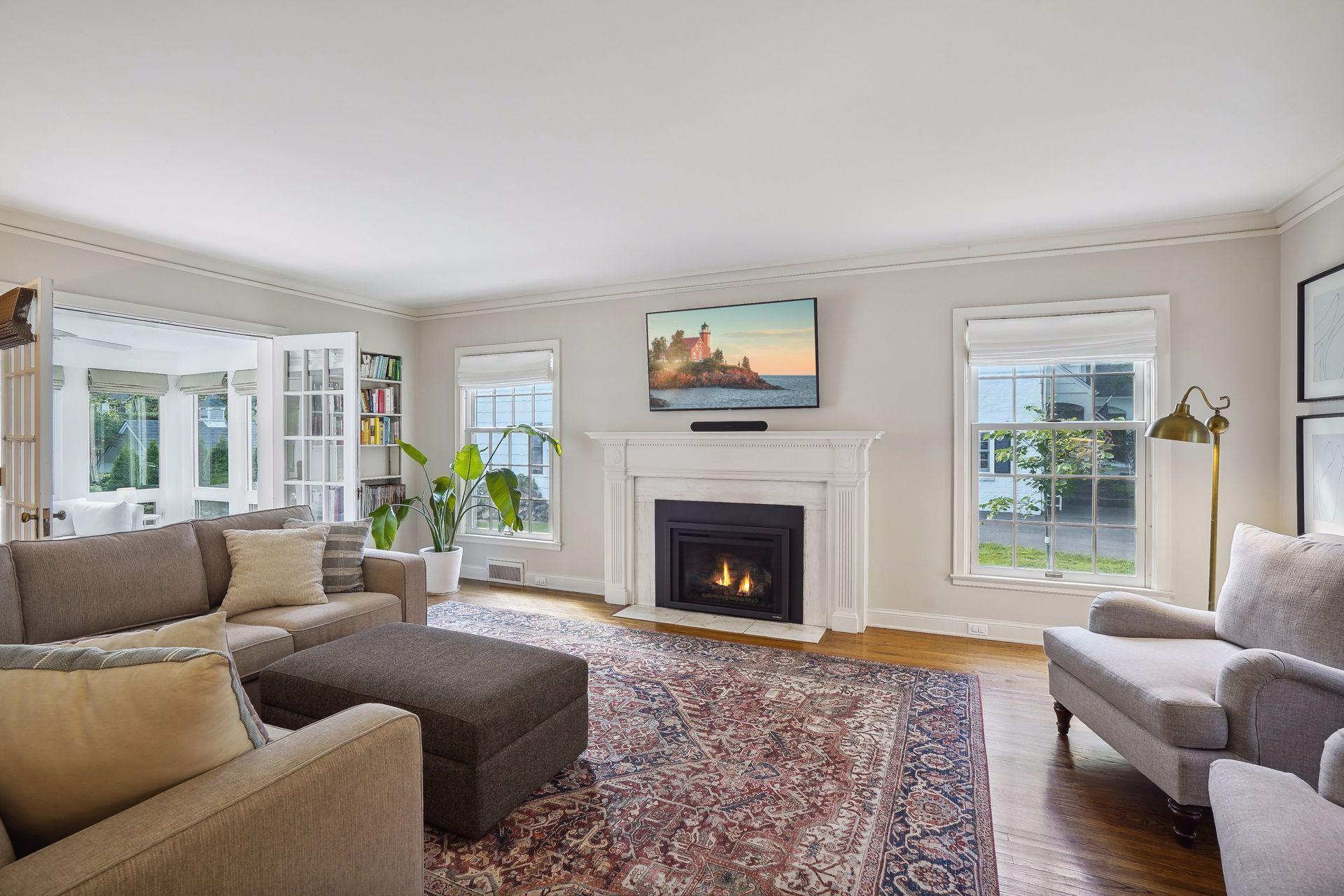 209 Ashley Road Hopkins, MN 55343 - Photo 10 of 54