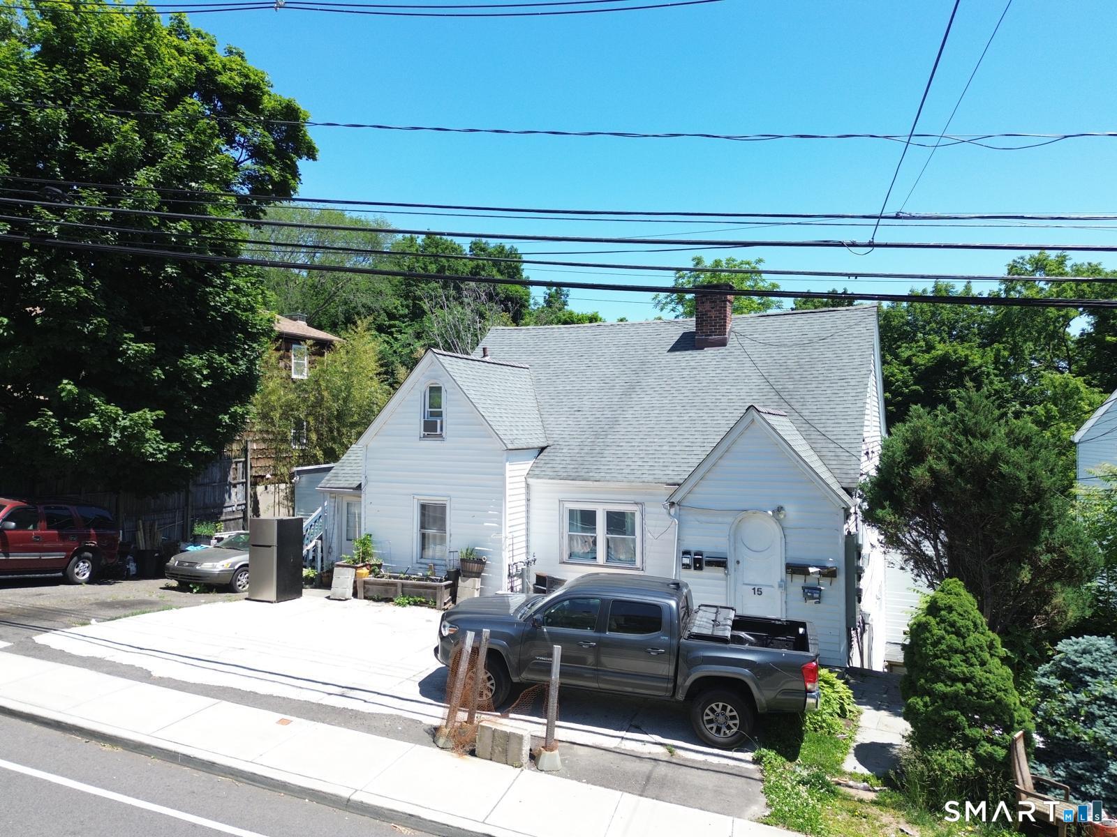15 Spring Hill Avenue Norwalk, CT 06850 - Photo 3 of 33