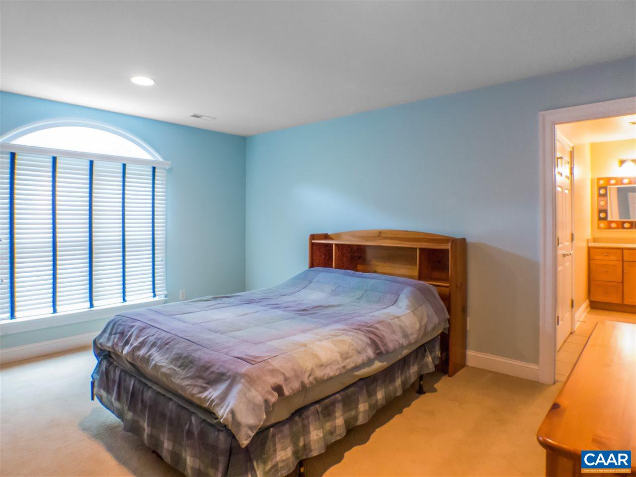 4880 Ivy Road Charlottesville, VA 22901 - Photo 19 of 29 Gallery Image 19