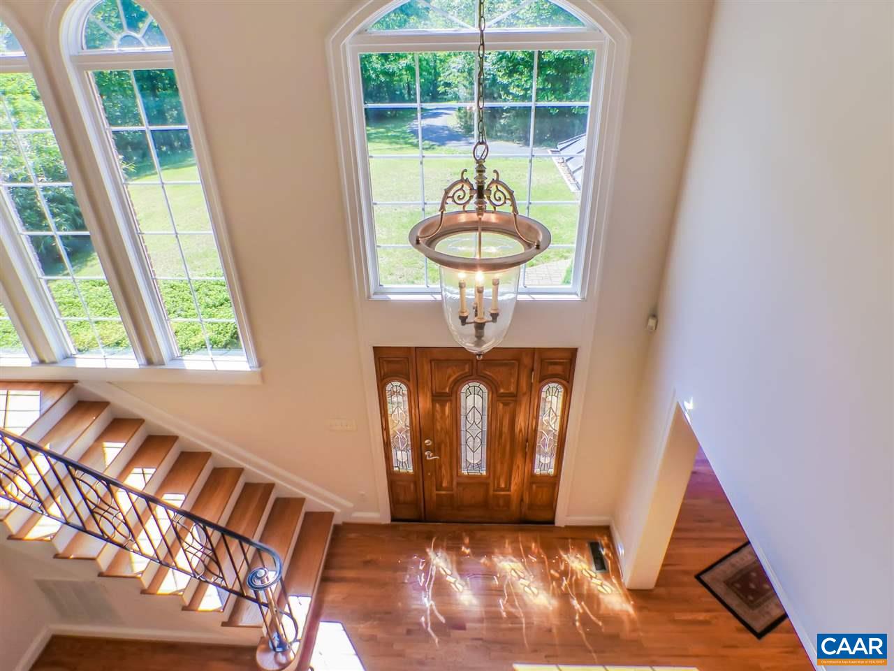 4880 Ivy Road Charlottesville, VA 22901 - Photo 5 of 29 Gallery Image 5