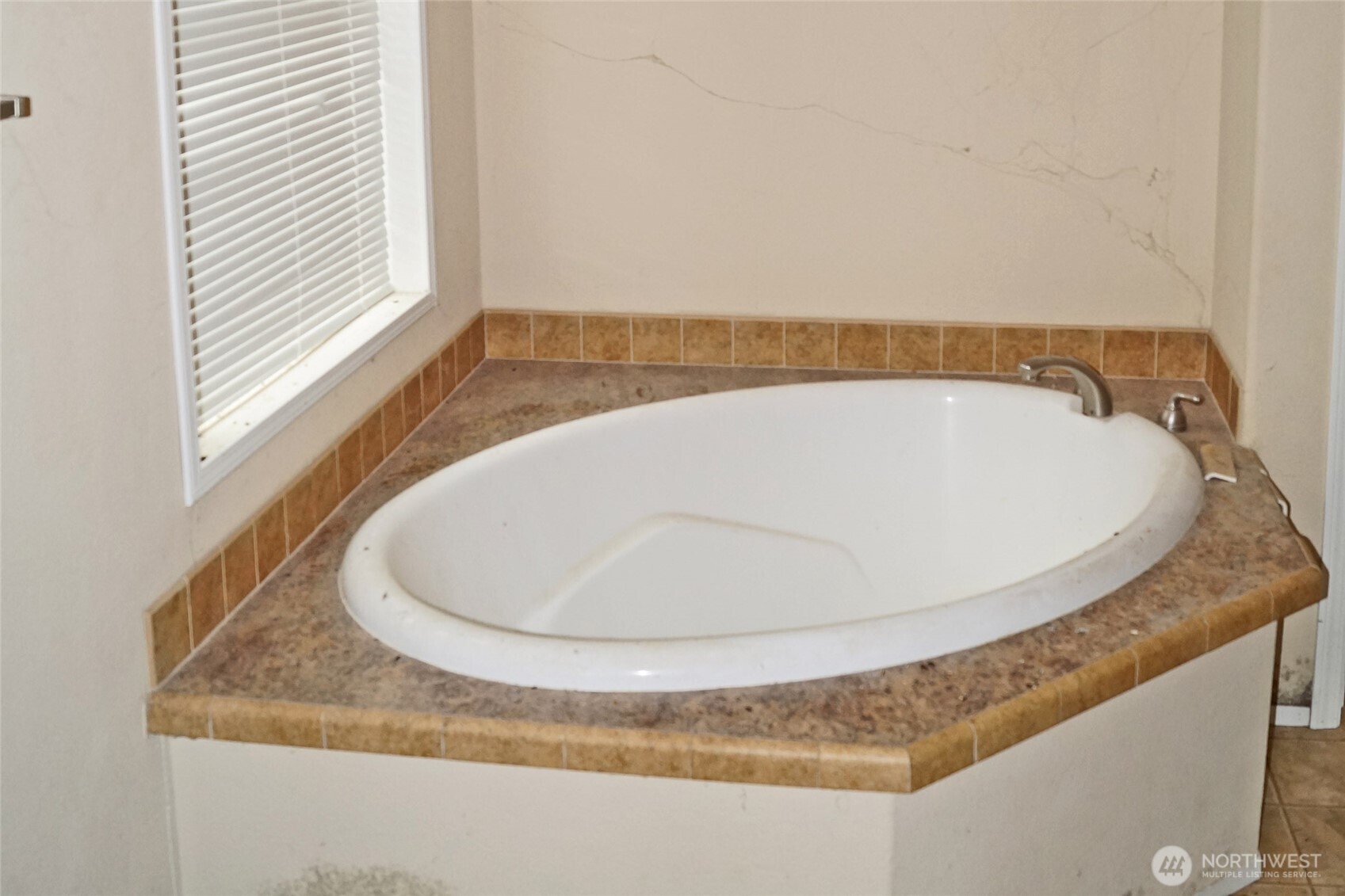 7871 West Shelton Matlock Road Shelton, WA 98584 - Photo 10 of 13 a view of water heater room