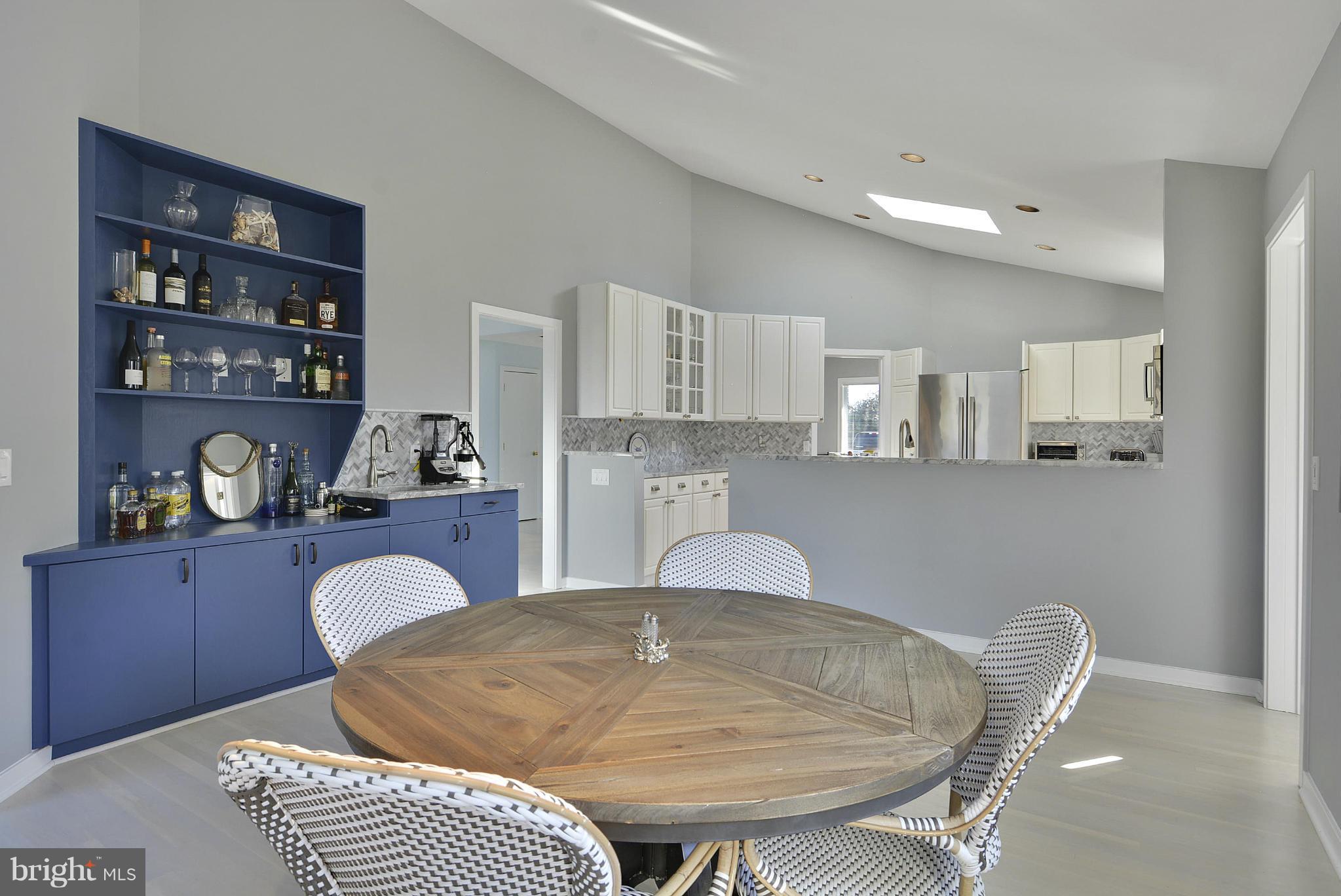 1310 Chancellor Point Road Trappe, MD 21673 - Photo 15 of 29 Breakfast Room with wet bar