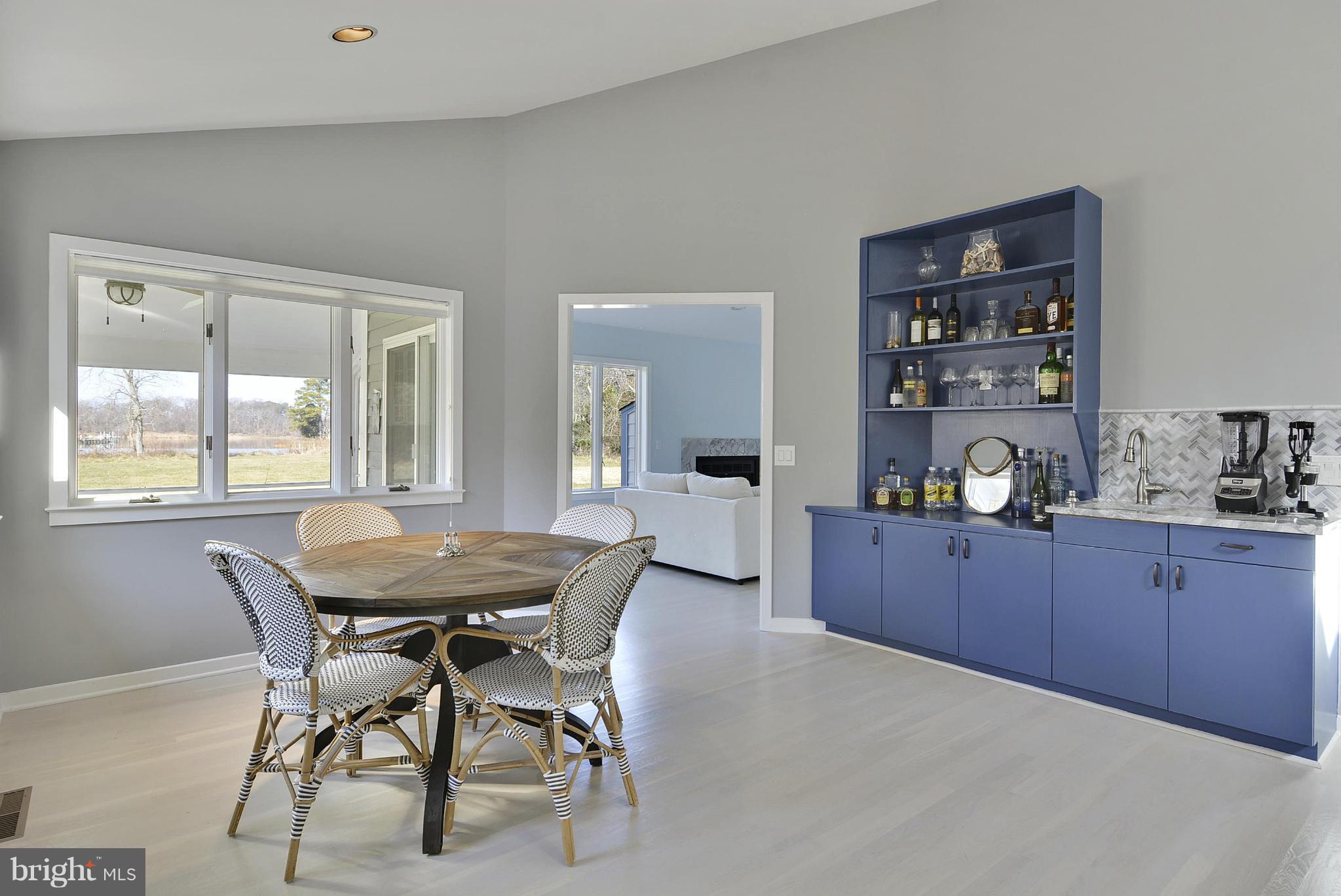 1310 Chancellor Point Road Trappe, MD 21673 - Photo 16 of 29 Breakfast Room with wet bar