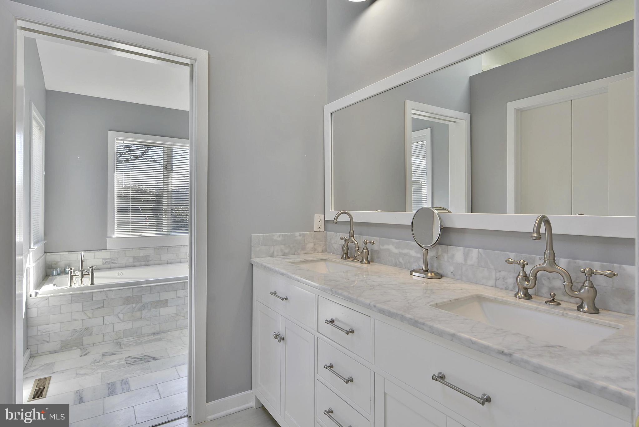 1310 Chancellor Point Road Trappe, MD 21673 - Photo 18 of 29 Bath (Master)