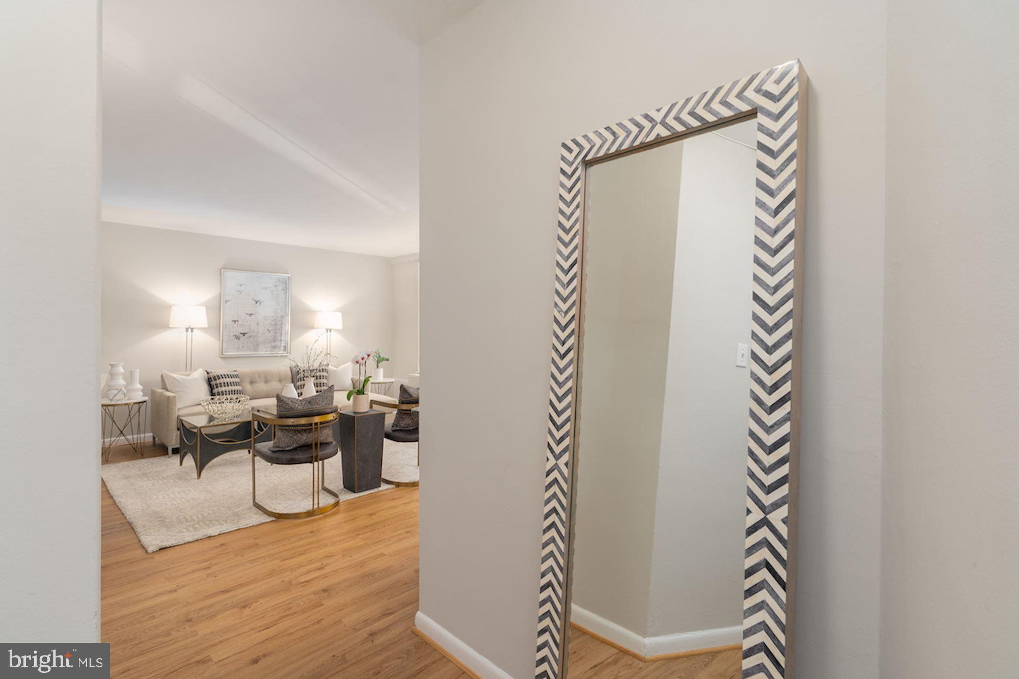 1880 Columbia Road Northwest, Unit 102 Washington, DC 20009 - Photo 6 of 25 Entry foyer