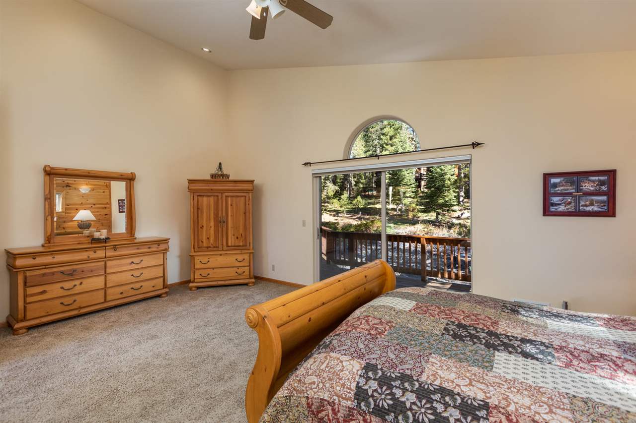 11517 Bennett Flat Road Truckee, CA 96161 - Photo 12 of 21 Gallery Image 12