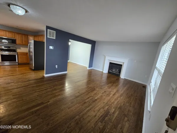 $4,000 | 18 4th Avenue, Toms River, NJ 08757