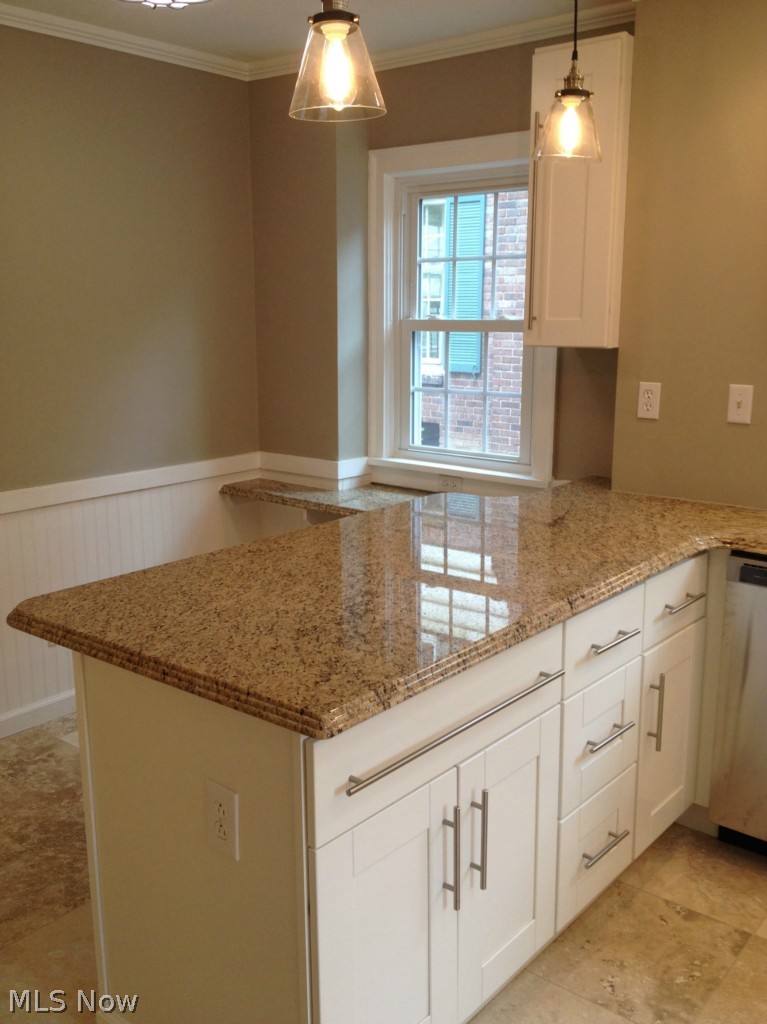 3691 Sutherland Road Shaker Heights, OH 44122 - Photo 6 of 25 Gallery Image 6