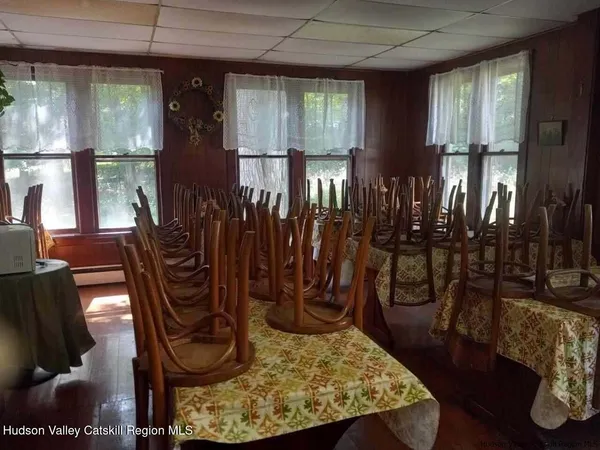 a view of a livingroom and dining room