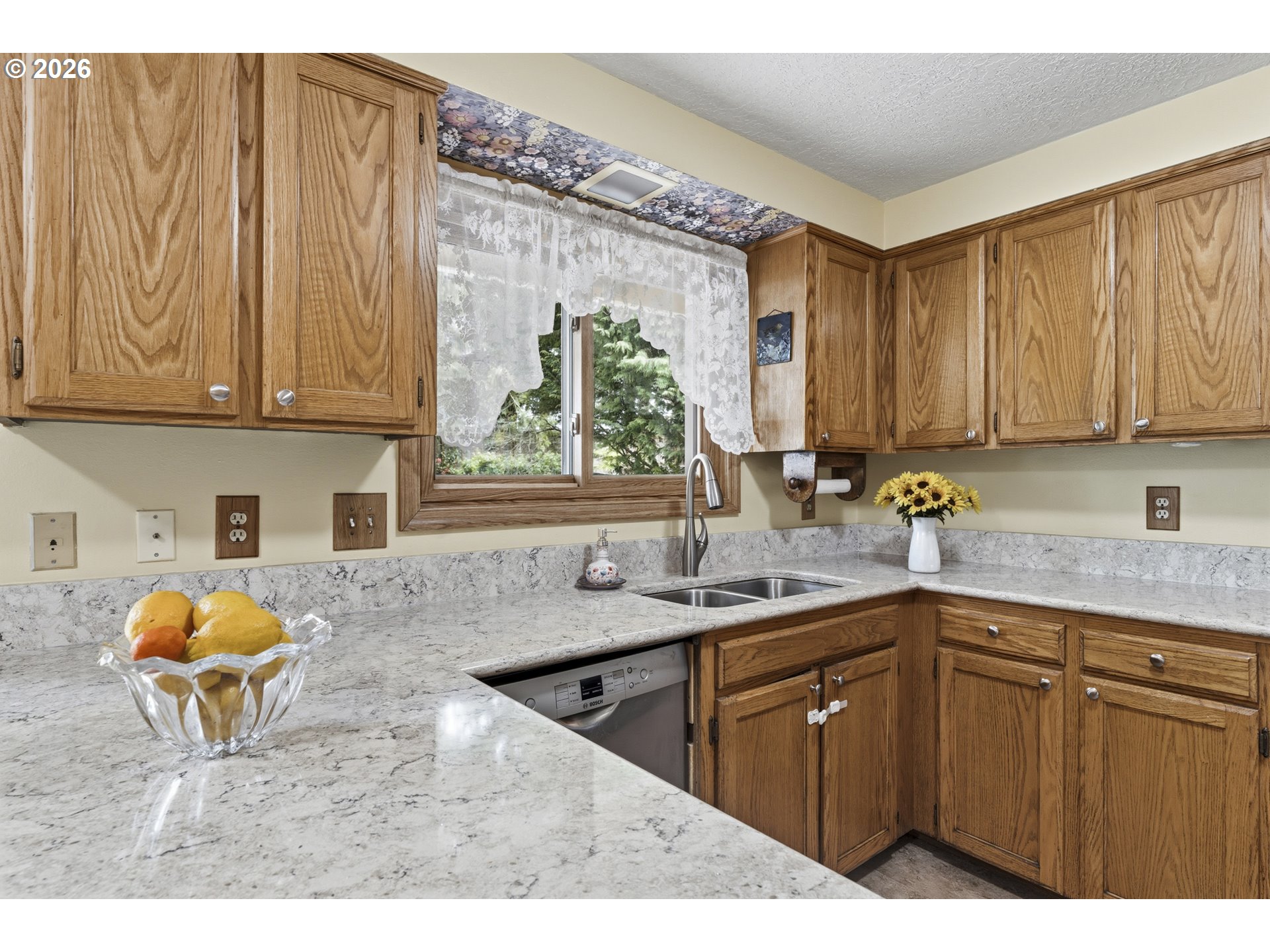 2095 Northwest 3rd Street Gresham, OR 97030 - Photo 15 of 40