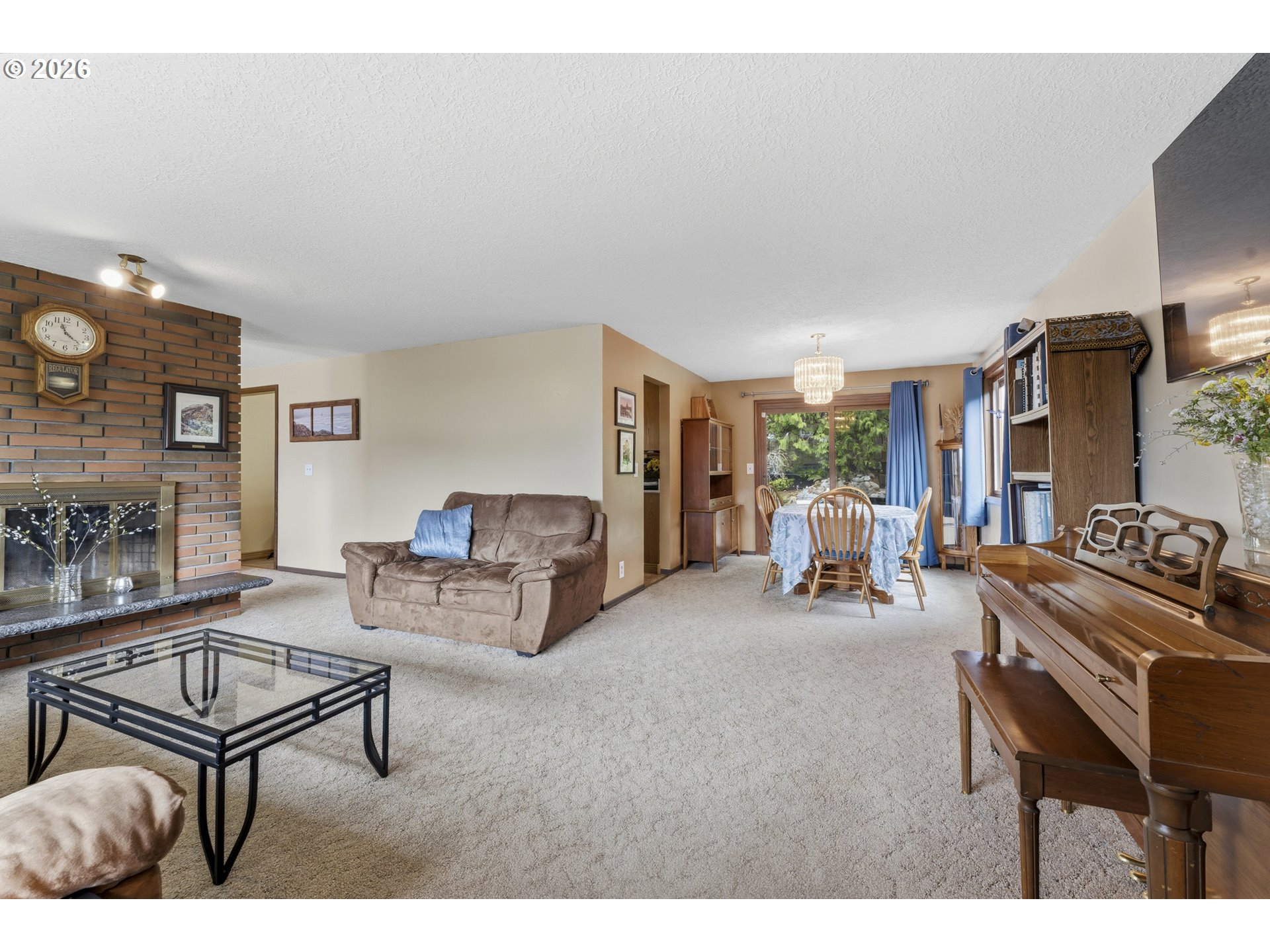 2095 Northwest 3rd Street Gresham, OR 97030 - Photo 9 of 40