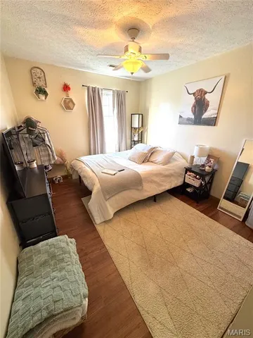 $875 | 1307 Main Street, Unit A, Highland, IL 62249