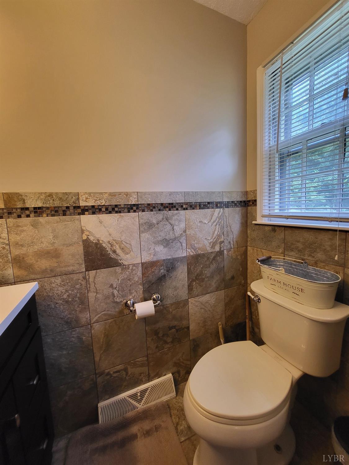 1704 Moormans Road Lynchburg, VA 24501 - Photo 8 of 16 Gallery Image 8