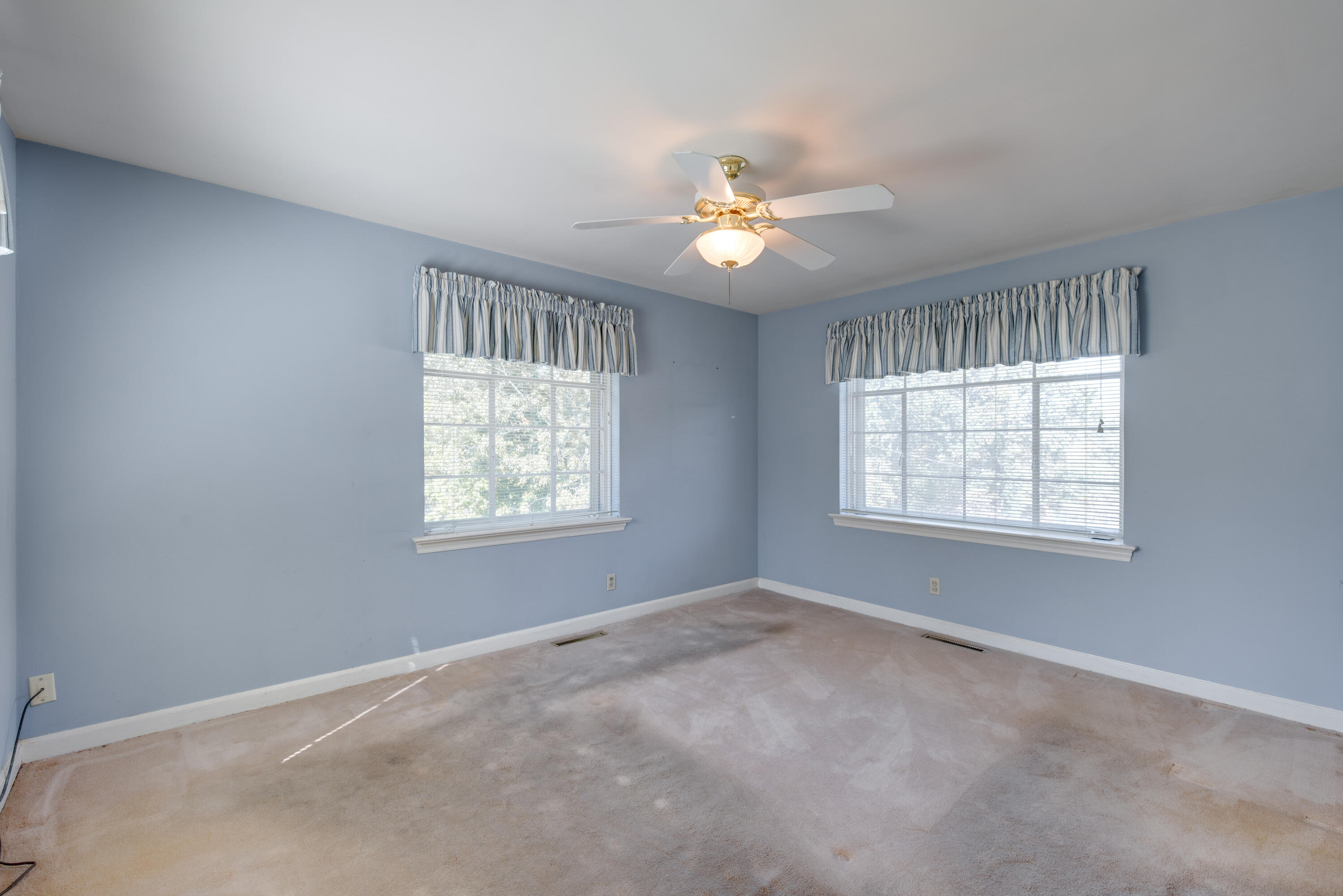 1607 South Rugby Place Chattanooga, TN 37412 - Photo 15 of 29 Primary Bedroom