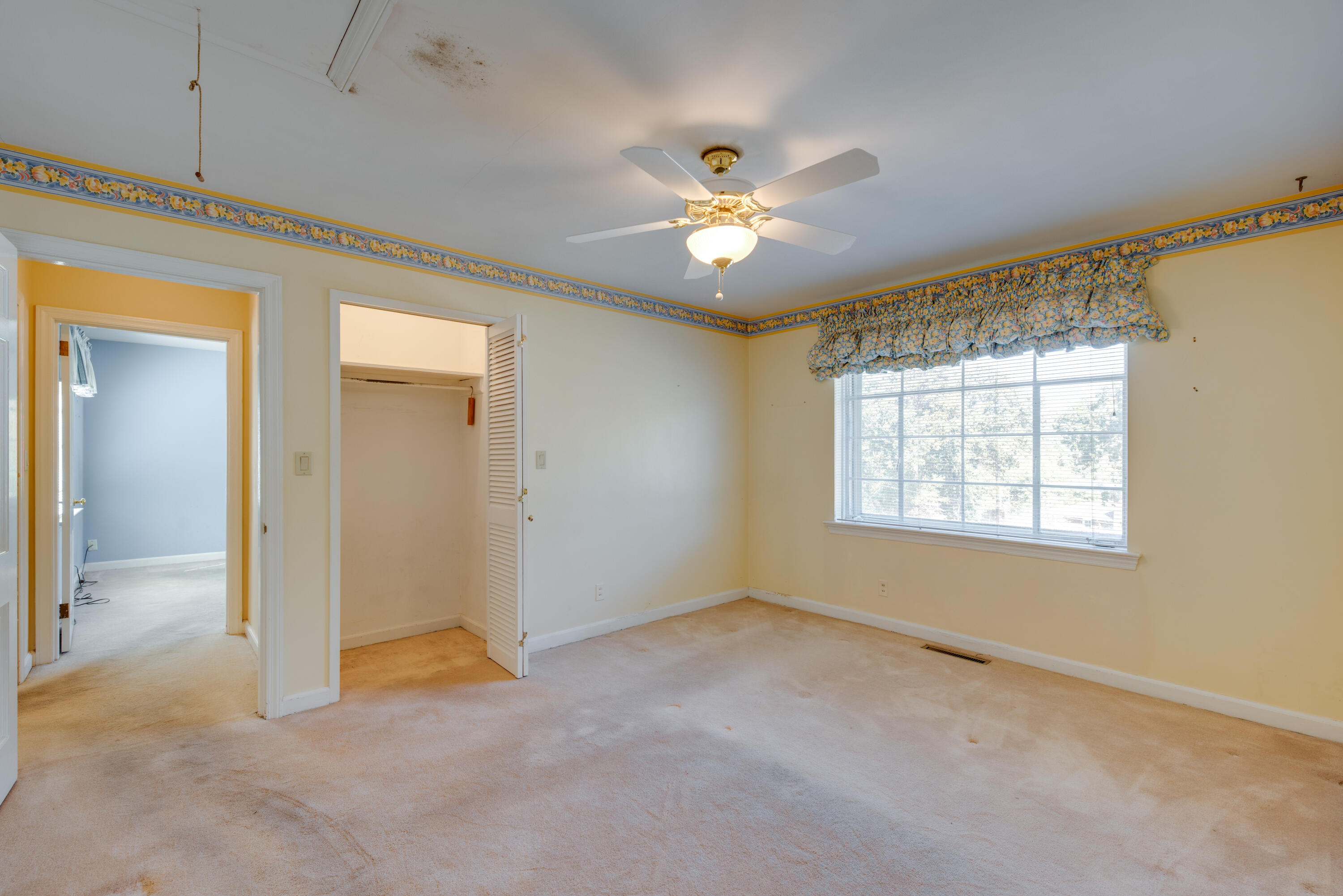1607 South Rugby Place Chattanooga, TN 37412 - Photo 17 of 29 Guest Bedroom #1