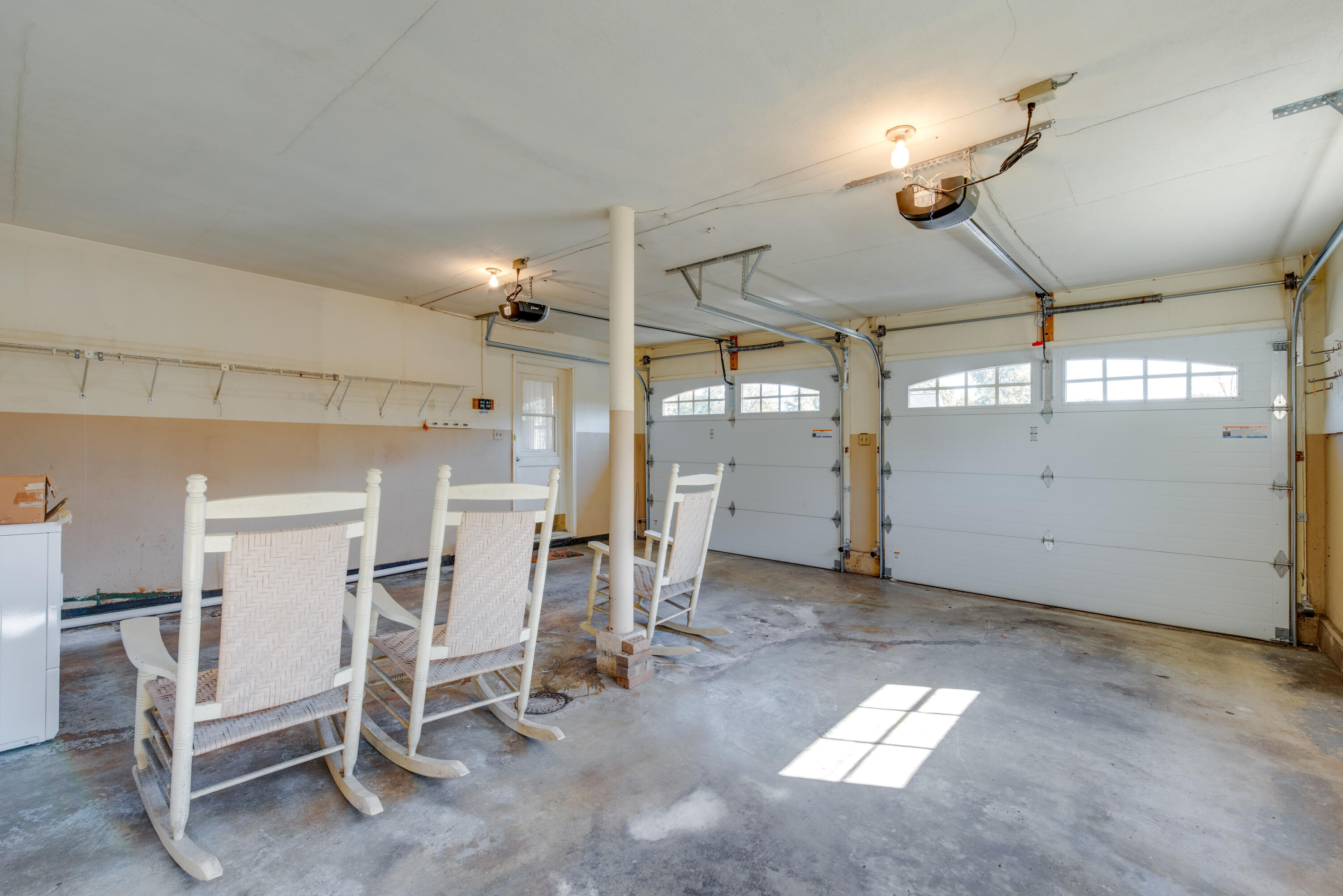 1607 South Rugby Place Chattanooga, TN 37412 - Photo 22 of 29 2 Car Garage